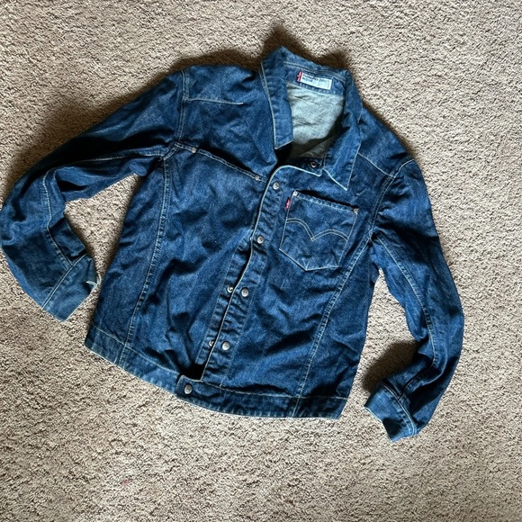 Levi's Light Blue Denim Jacket - Picture 3 of 9